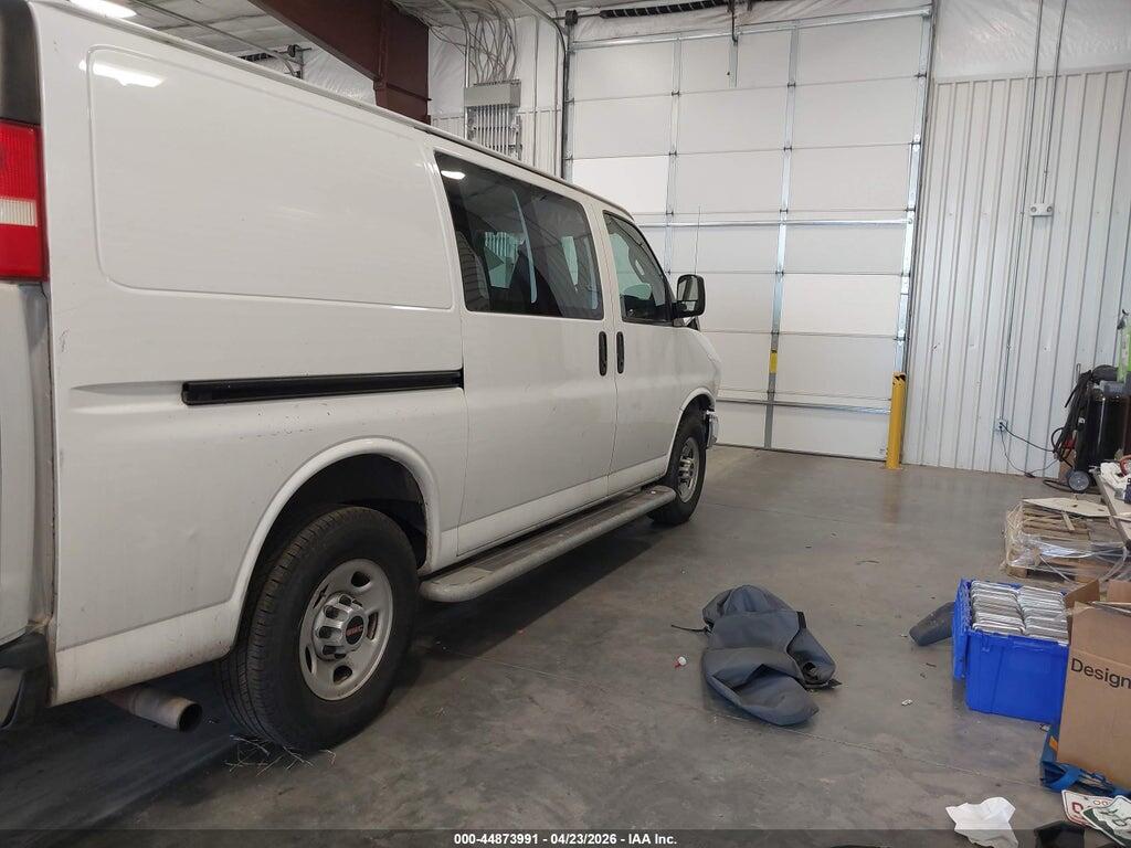 1GTW7AFG9J1906739 2018 GMC SAVANA 2500 photo no. 4