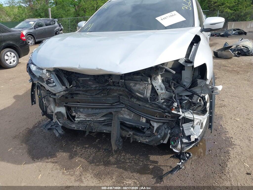 5N1AT2MV0JC769073 2018 NISSAN ROGUE photo no. 6