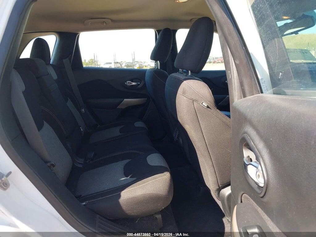 1C4PJMAS0HD229883 2017 JEEP CHEROKEE photo no. 8