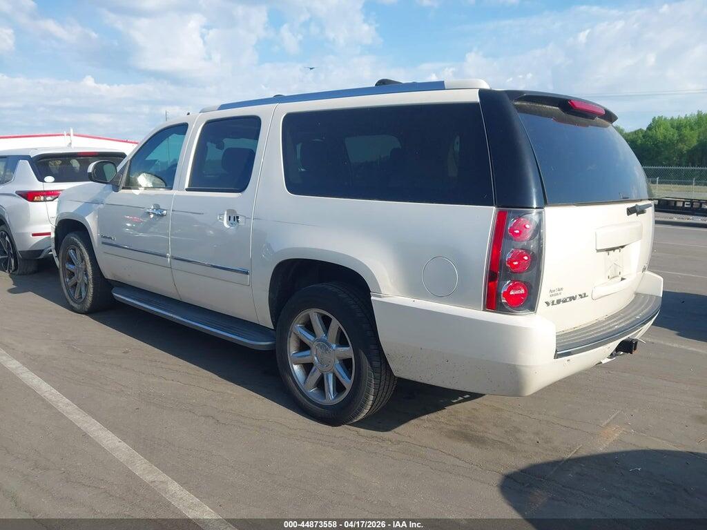 1GKS2MEF5DR275117 2013 GMC YUKON XL 1500 photo no. 3