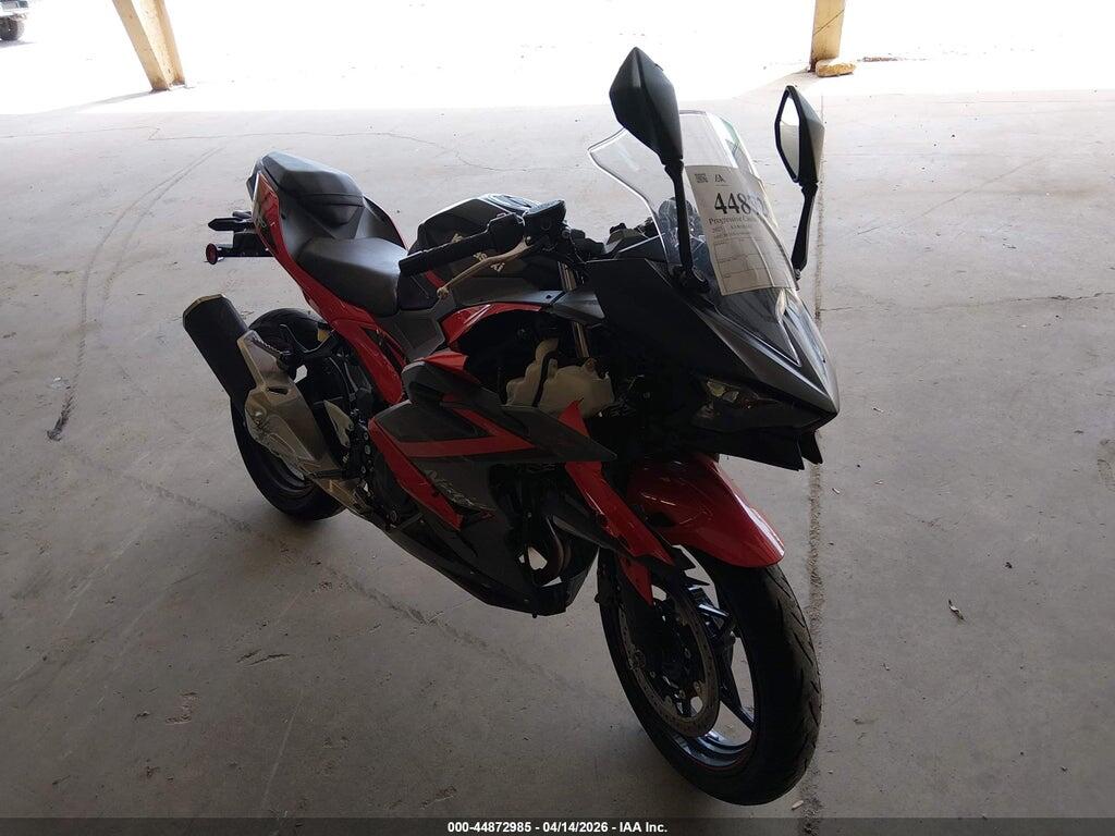 ML5EXGJ15SDA44425 2025 KAWASAKI EX500 photo no. 1