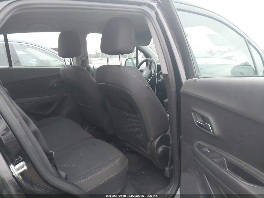 3GNCJKSB0JL244585 2018 CHEVROLET TRAX photo no. 8