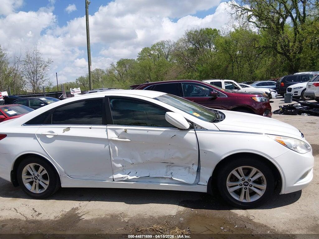 5NPEB4AC6DH755551 2013 HYUNDAI SONATA photo no. 6