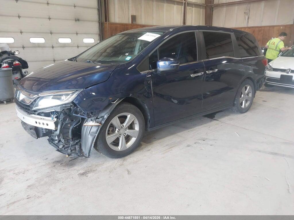 5FNRL6H73JB037887 2018 HONDA ODYSSEY photo no. 2
