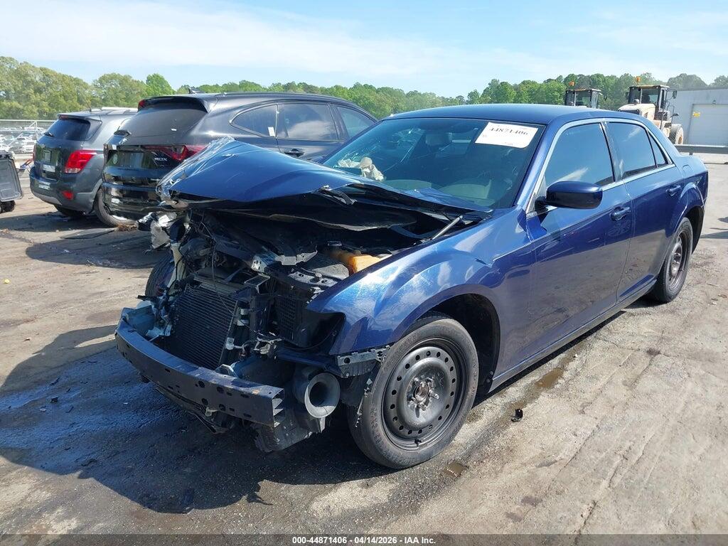 2C3CCAAG2EH184743 2014 CHRYSLER 300 photo no. 2