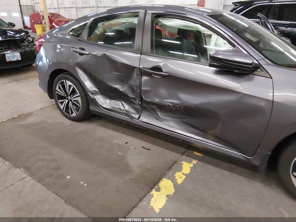 19XFC1F73GE200058 2016 HONDA CIVIC photo no. 6