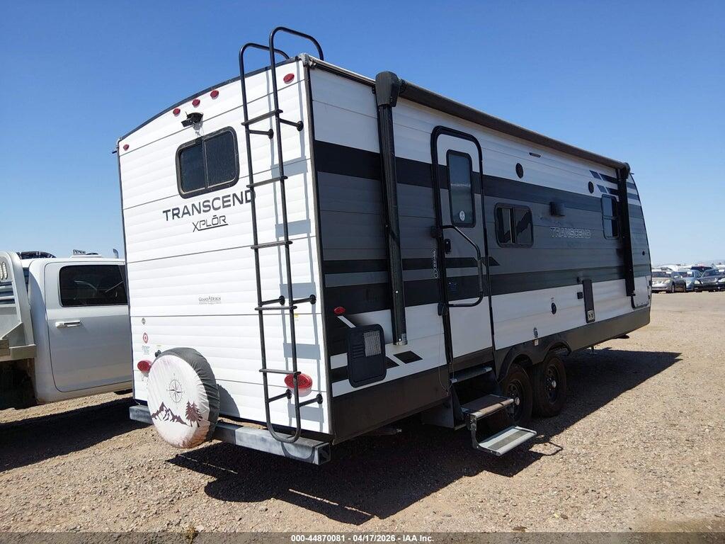 573TT2721N8823612 2022 GRAND DESIGN TRANSCEND XPLOR 221R photo no. 4
