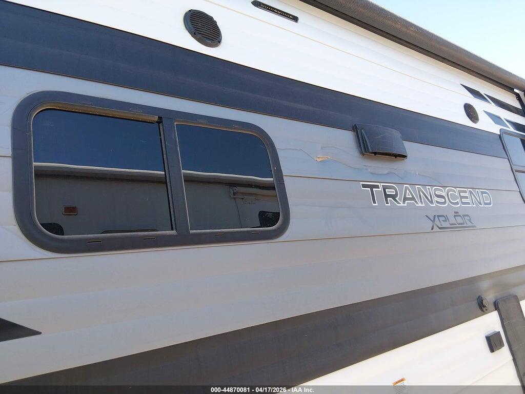 573TT2721N8823612 2022 GRAND DESIGN TRANSCEND XPLOR 221R photo no. 6