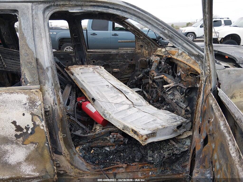 1GC1KXE87FF610232 2015 CHEVROLET SILVERADO 2500HD photo no. 5