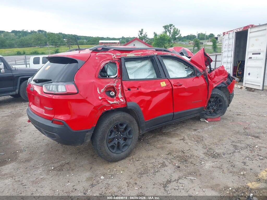 1C4PJMBX8KD246111 2019 JEEP CHEROKEE photo no. 4