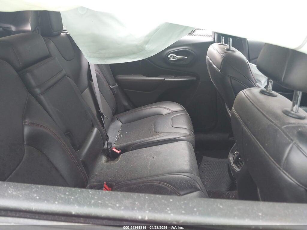 1C4PJMBX8KD246111 2019 JEEP CHEROKEE photo no. 8