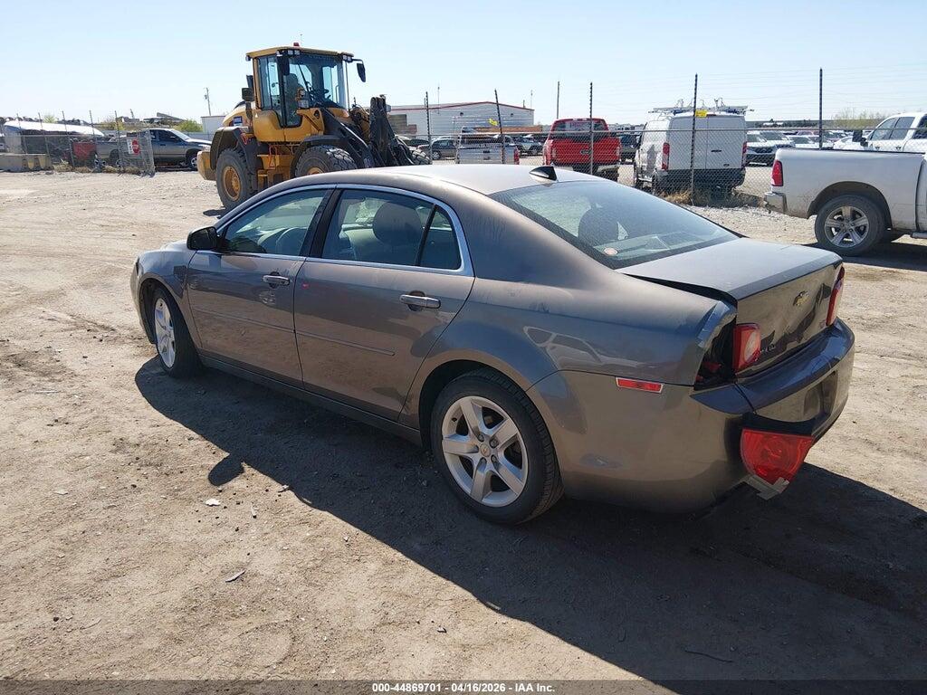 1G1ZB5E05CF118563 2012 CHEVROLET MALIBU photo no. 3