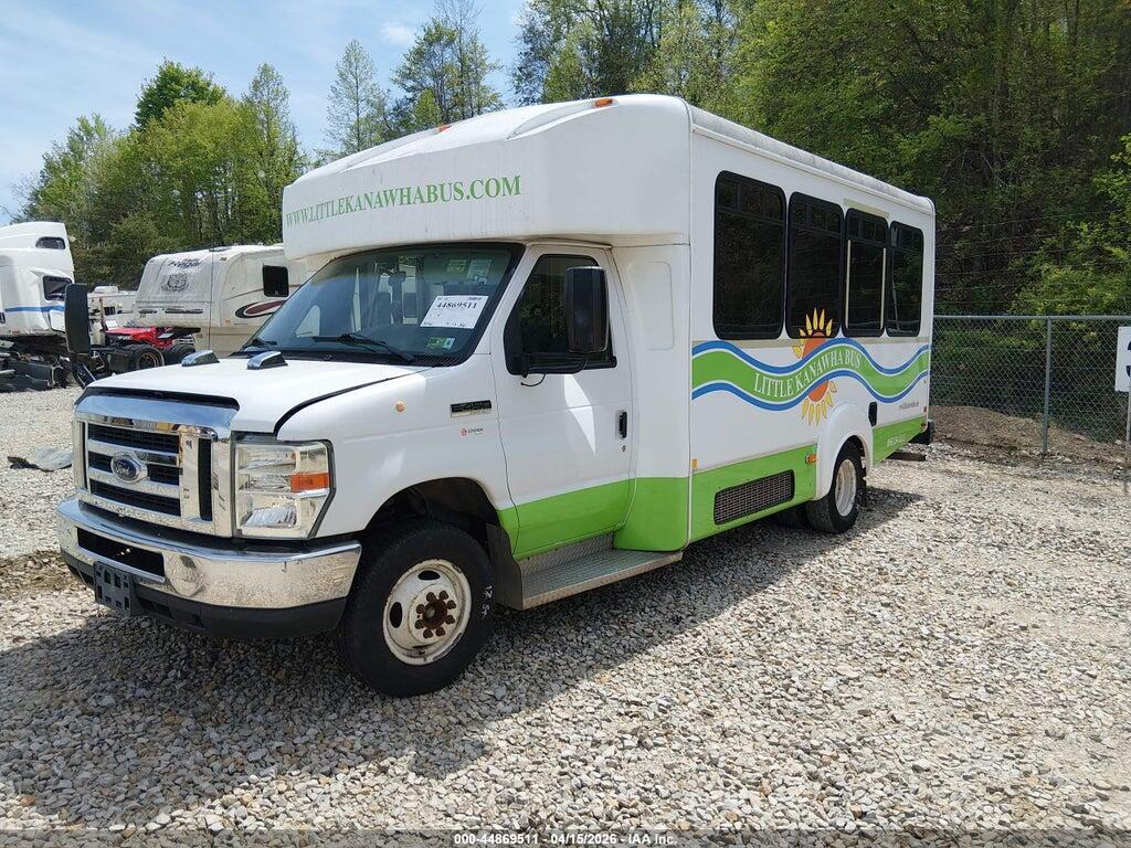 1FDFE4FS3GDC56918 2016 FORD BUS E-450 CUTAWAY photo no. 2