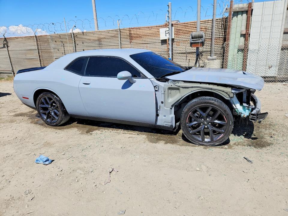 2022 DODGE CHALLENGER GT — Фото 4 из 12