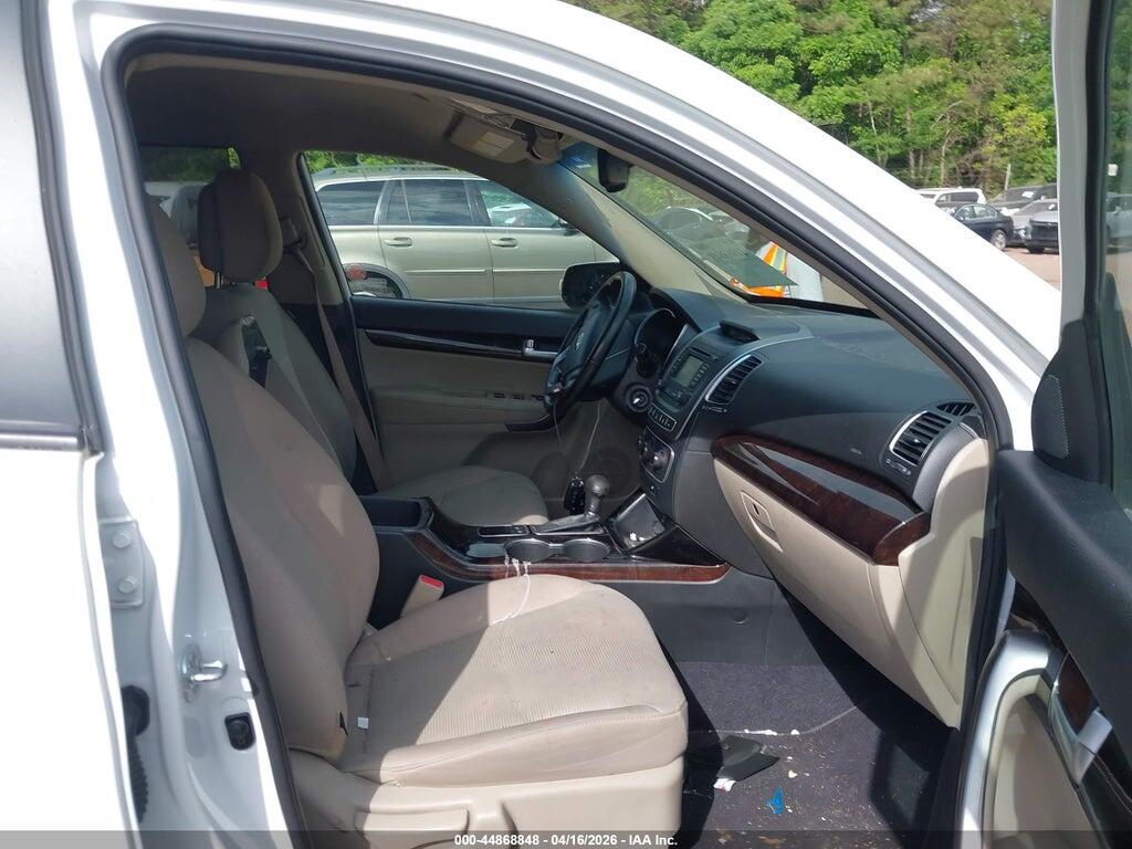 5XYKT3A6XEG534600 2014 KIA SORENTO photo no. 5