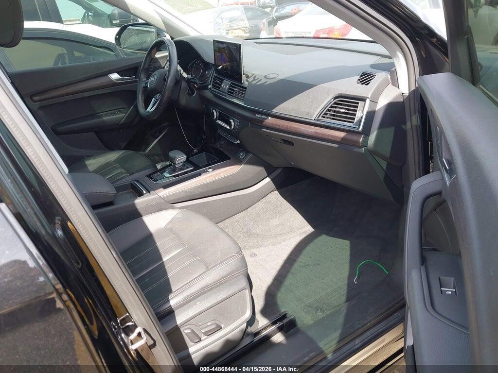 WA1AAAFY6M2029124 2021 AUDI Q5 photo no. 5