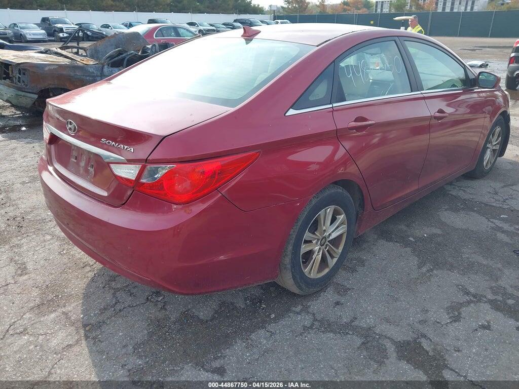 5NPEB4AC9DH753759 2013 HYUNDAI SONATA photo no. 4