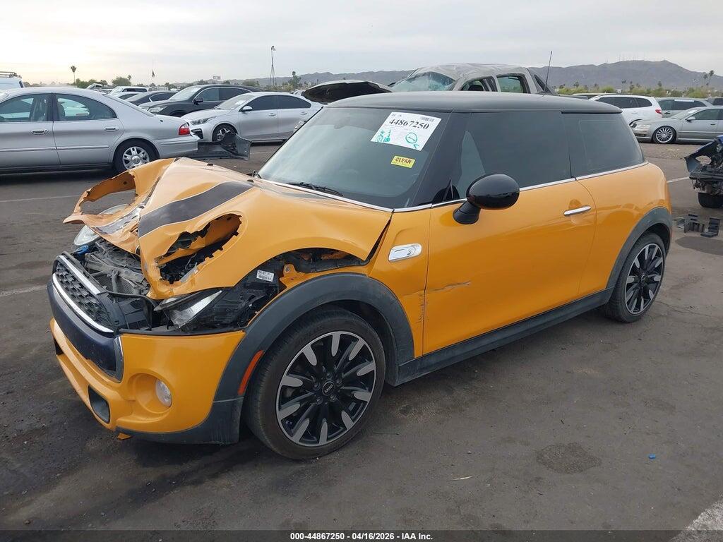 WMWXP7C56F2A33477 2015 MINI HARDTOP photo no. 2