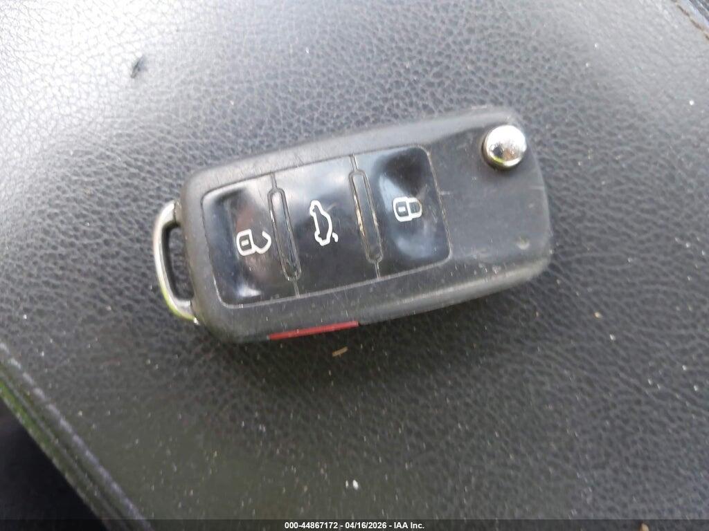 1VWAP7A31EC026689 2014 VOLKSWAGEN PASSAT photo no. 11