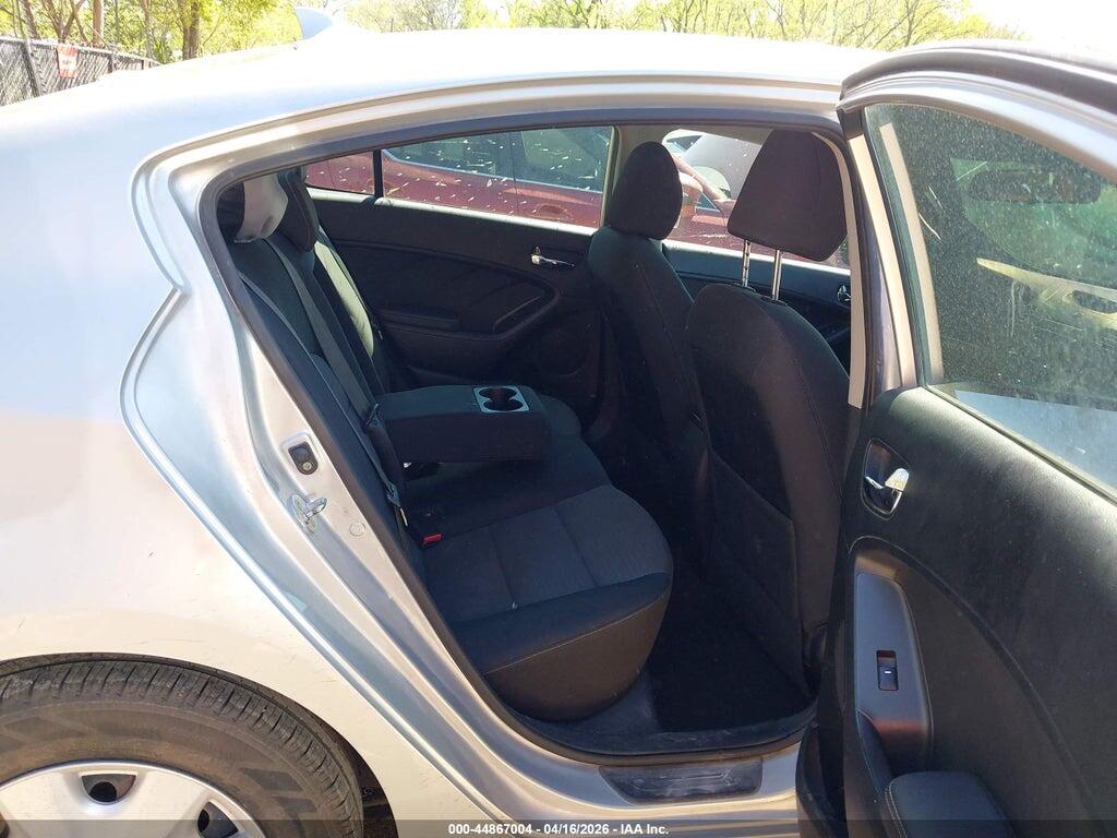 KNAFX4A62G5552058 2016 KIA FORTE photo no. 8