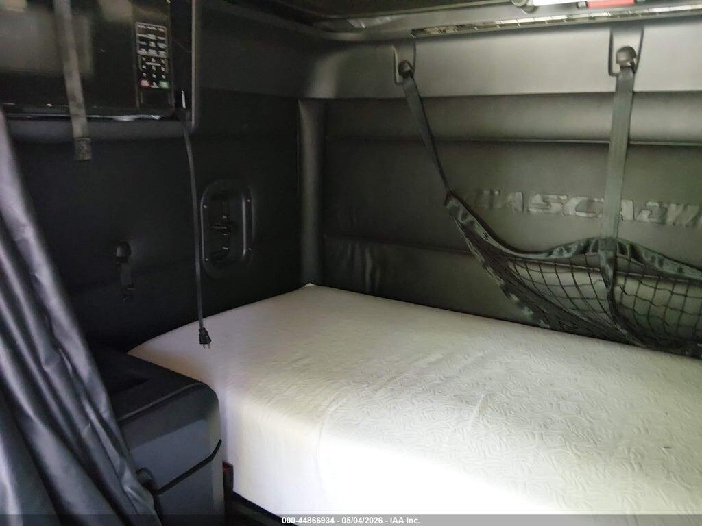 3AKJHHDR3TSWS5853 2026 FREIGHTLINER NEW CASCADIA 126 photo no. 6