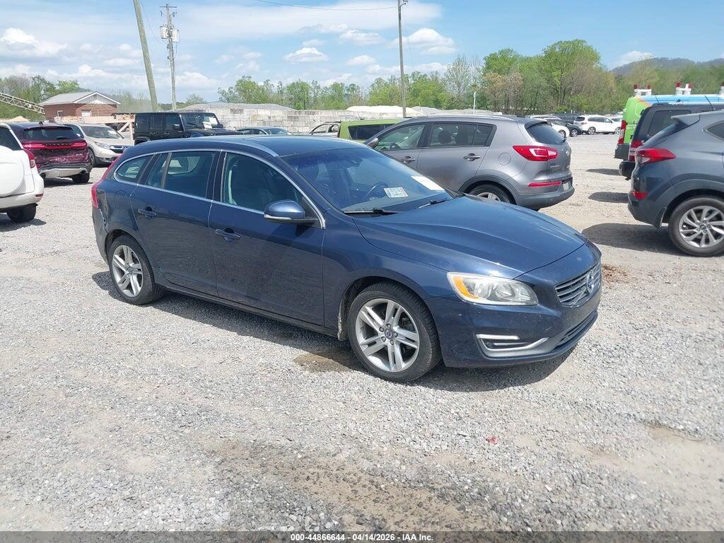 YV140MEK3F1222032 2015 VOLVO V60 photo no. 1