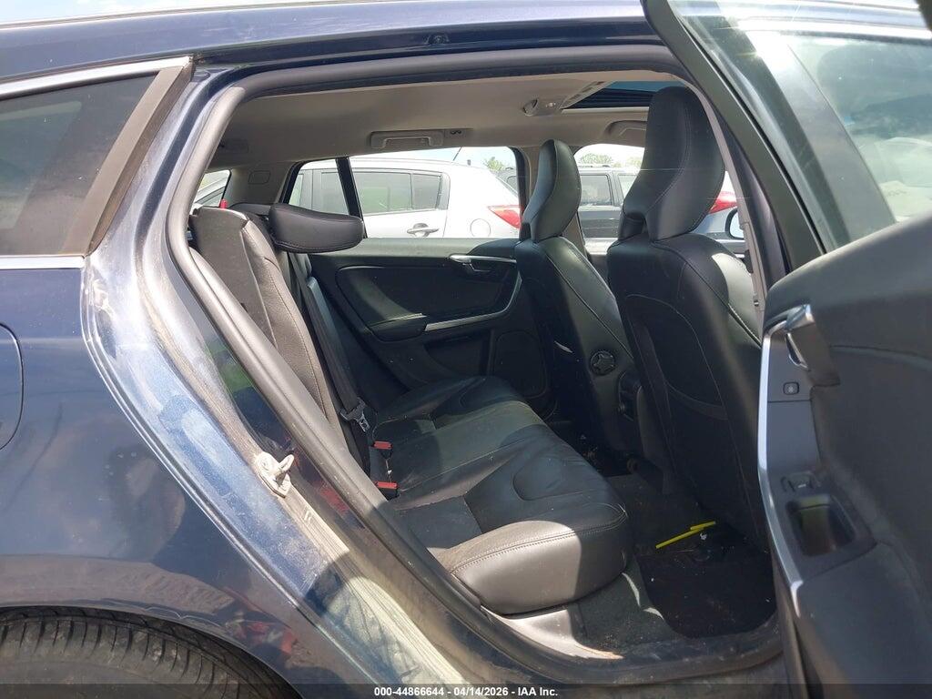 YV140MEK3F1222032 2015 VOLVO V60 photo no. 8