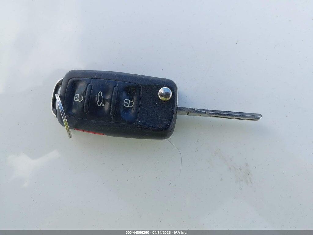 3VWLZ7AJ8BM378714 2011 VOLKSWAGEN JETTA photo no. 11
