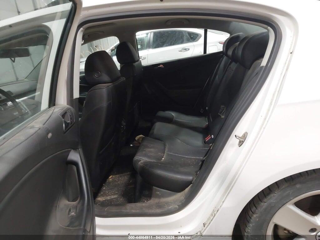 WVWAK73C28E124959 2008 VOLKSWAGEN PASSAT photo no. 8
