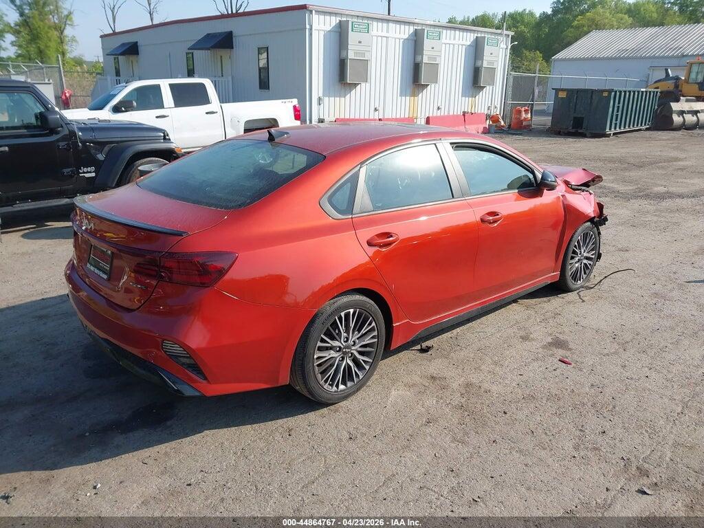 3KPF54AD5PE527960 2023 KIA FORTE photo no. 4