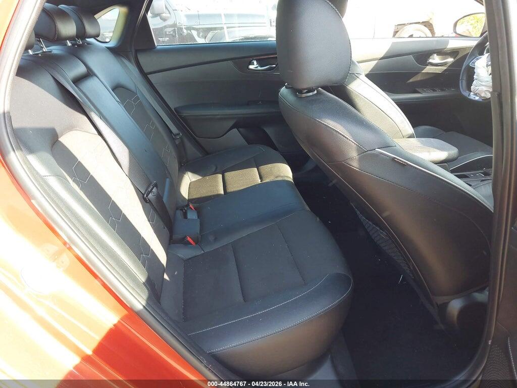 3KPF54AD5PE527960 2023 KIA FORTE photo no. 8