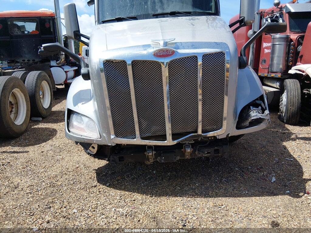 1XPBDP9X2JD364158 2018 PETERBILT 579 photo no. 11