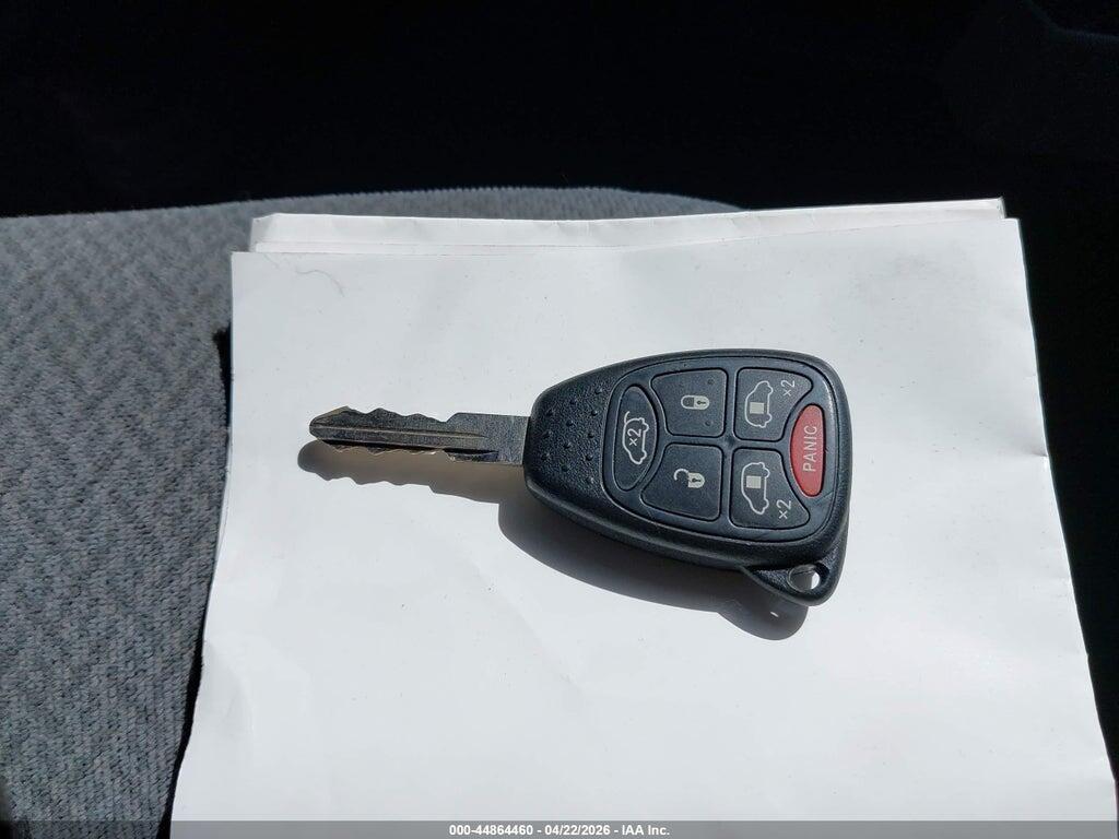 2C8GP44R05R217733 2005 CHRYSLER TOWN & COUNTRY photo no. 11