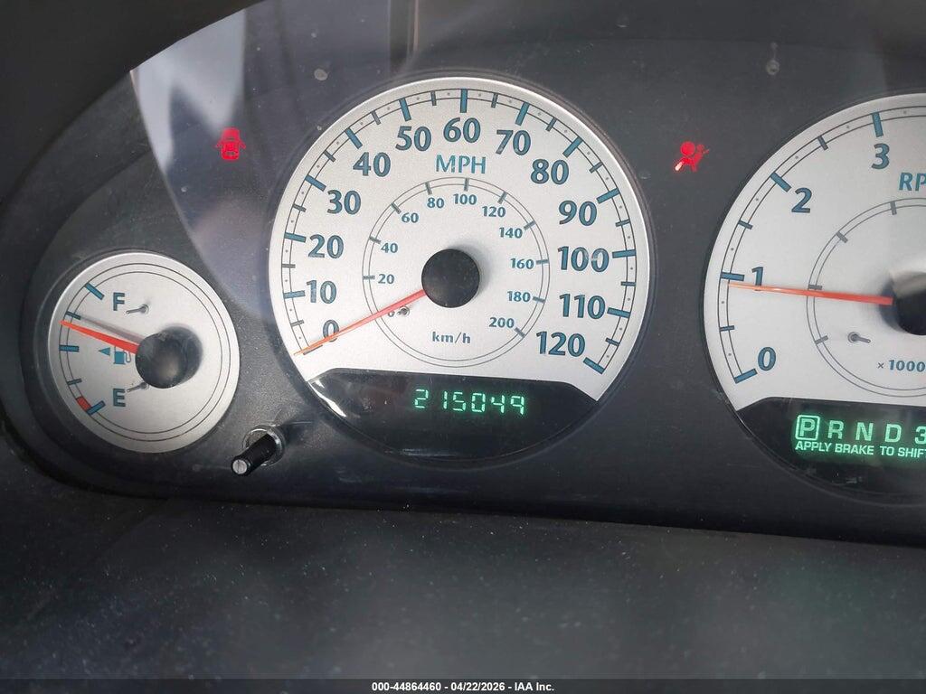 2C8GP44R05R217733 2005 CHRYSLER TOWN & COUNTRY photo no. 7