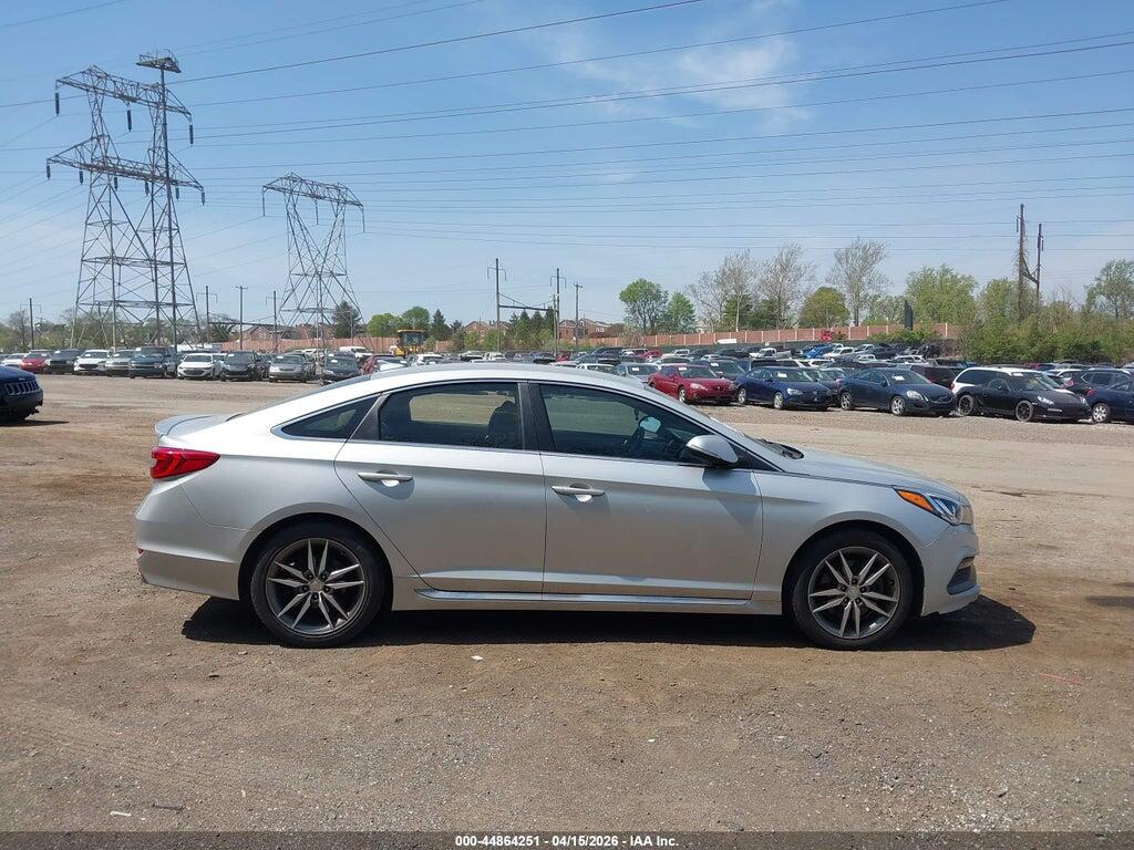 5NPE34AB9HH498296 2017 HYUNDAI SONATA photo no. 12