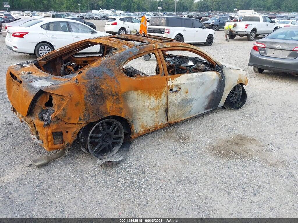 JTKDE167150027348 2005 SCION TC photo no. 4