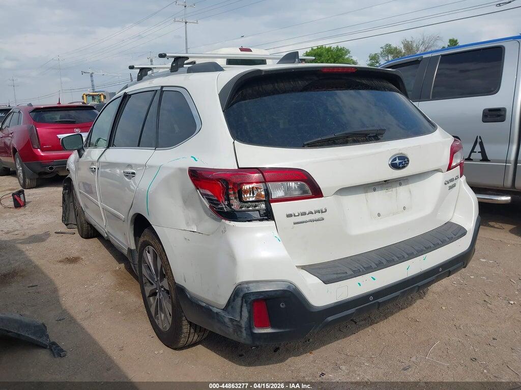4S4BSETC3J3274794 2018 SUBARU OUTBACK photo no. 3