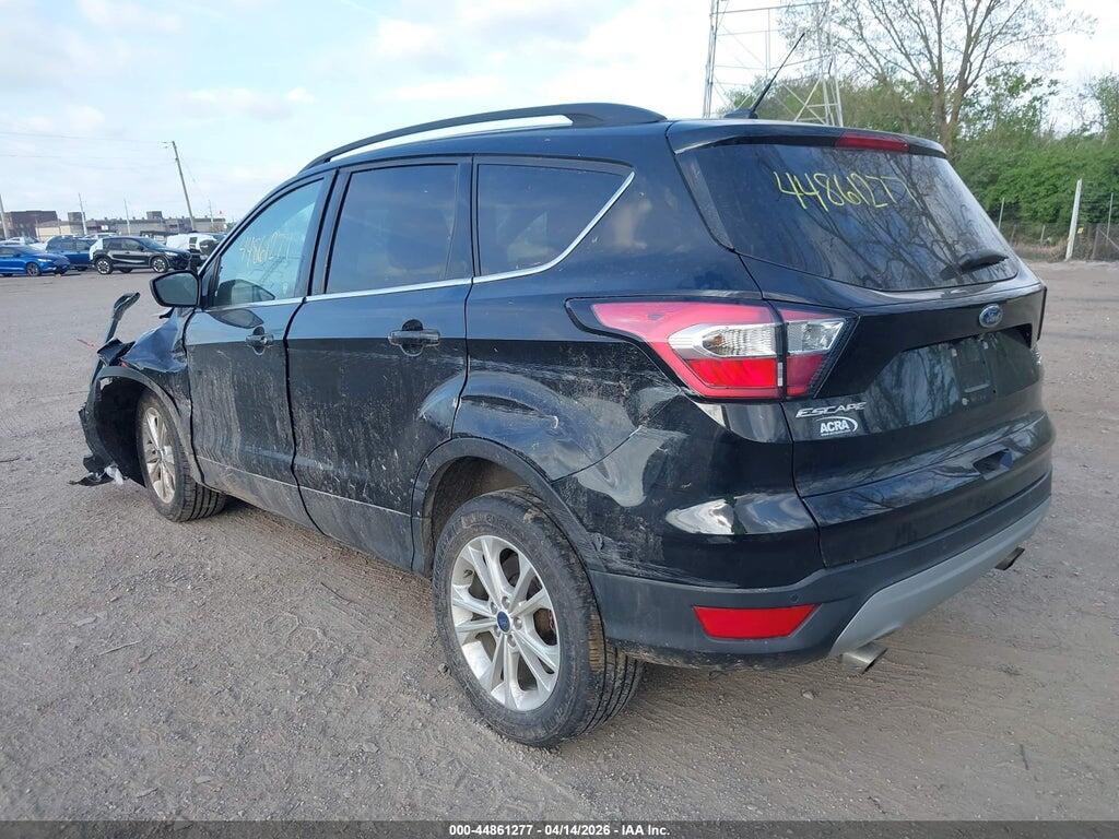 1FMCU0GD1HUB77389 2017 FORD ESCAPE photo no. 3
