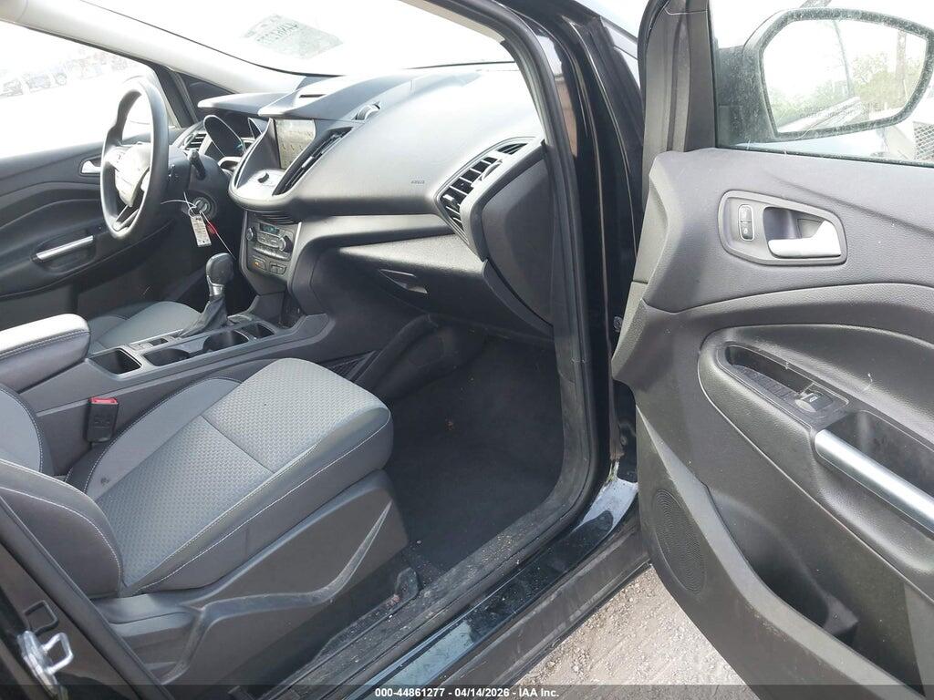 1FMCU0GD1HUB77389 2017 FORD ESCAPE photo no. 5