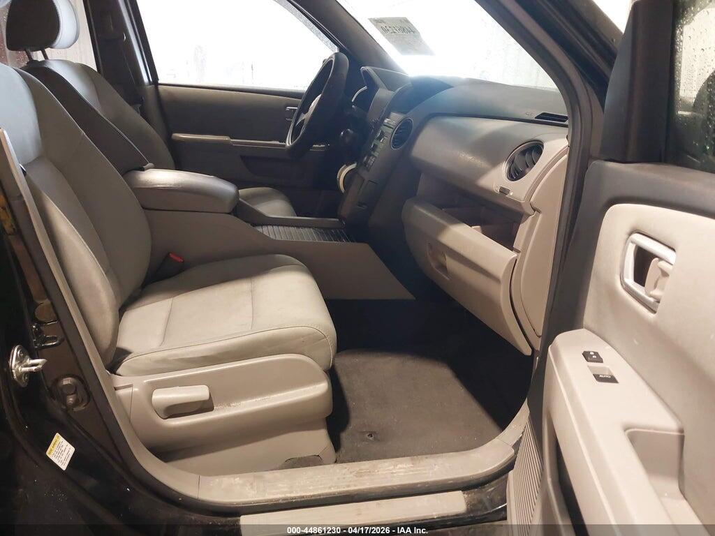5FNYF4H22BB106114 2011 HONDA PILOT photo no. 5