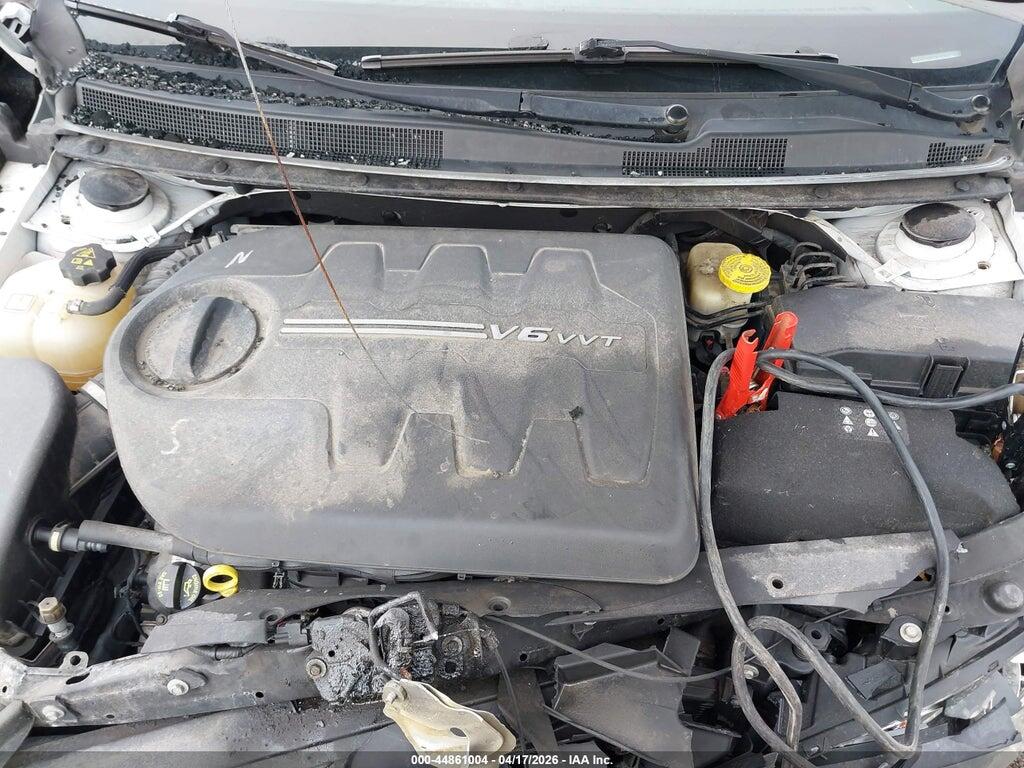 1C3CCCCG6GN185543 2016 CHRYSLER 200 photo no. 10