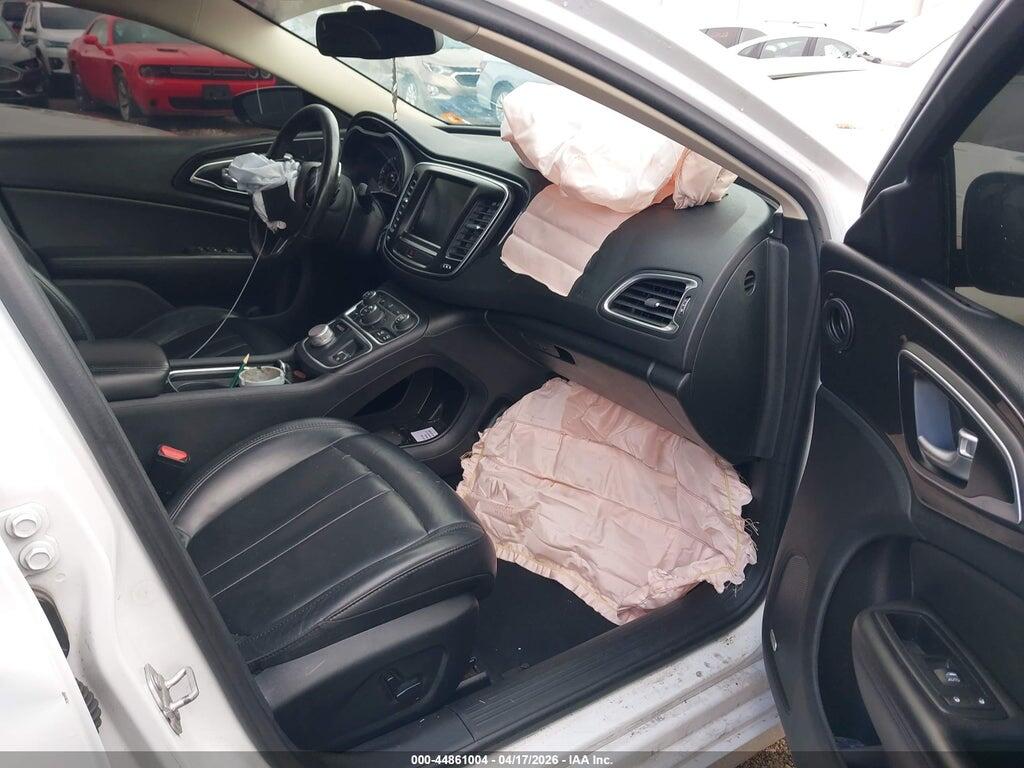 1C3CCCCG6GN185543 2016 CHRYSLER 200 photo no. 5