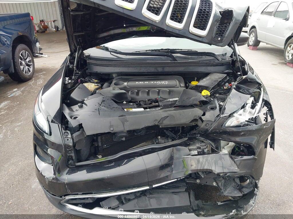 1C4PJMDB7FW739760 2015 JEEP CHEROKEE photo no. 10