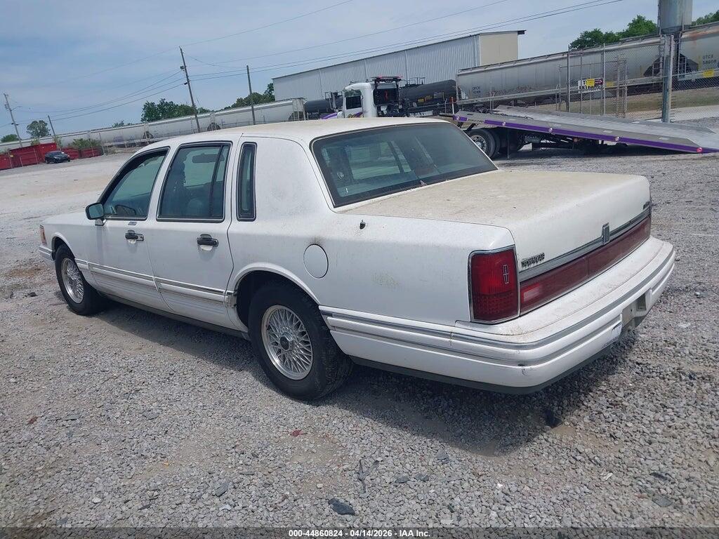 1LNLM81W8RY765955 1994 LINCOLN TOWN CAR photo no. 3