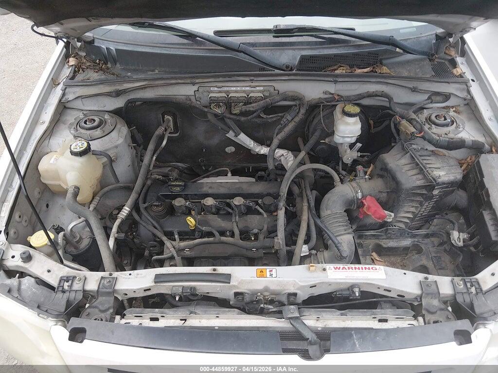 1FMCU9C74BKA27588 2011 FORD ESCAPE photo no. 10