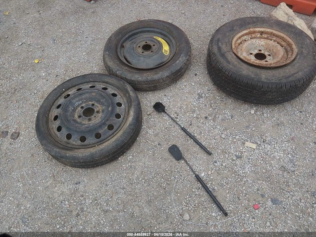 1FMCU9C74BKA27588 2011 FORD ESCAPE photo no. 12