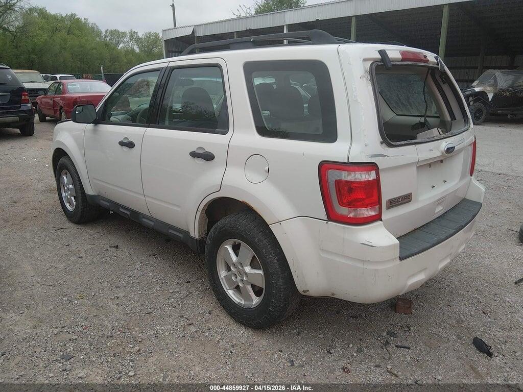 1FMCU9C74BKA27588 2011 FORD ESCAPE photo no. 3