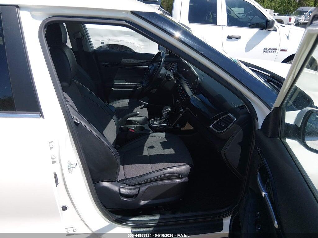 KNDEU2AA9R7493551 2024 KIA SELTOS photo no. 5