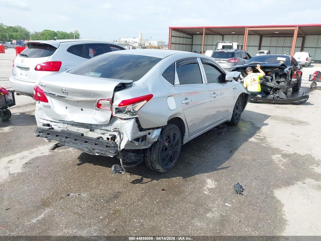 3N1AB7AP7JY301930 2018 NISSAN SENTRA photo no. 4