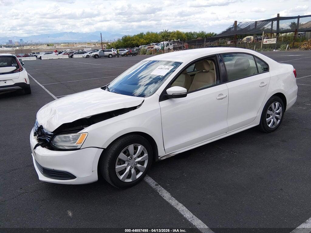 3VWDP7AJ5CM462369 2012 VOLKSWAGEN JETTA photo no. 2